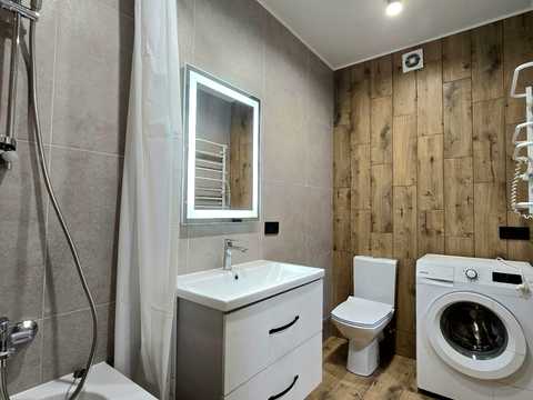 квартира за адресою Бережанська вул., 18
