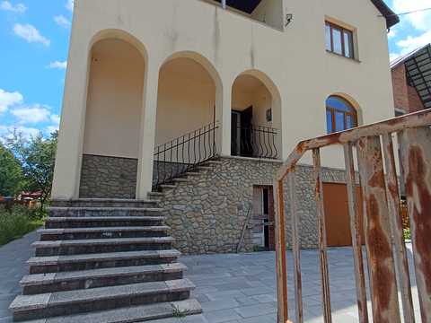 дом по адресу пгт. Брюховичи, Арктична ул., 31