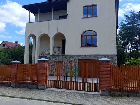 дом по адресу пгт. Брюховичи, Арктична ул., 31