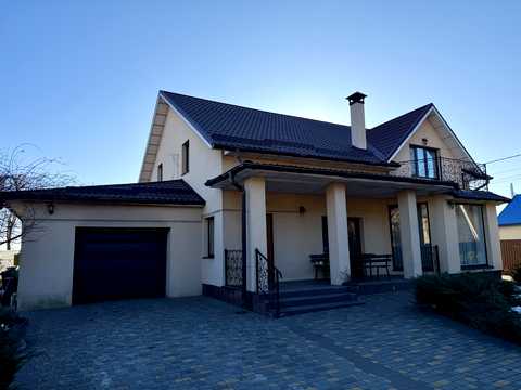 будинок за адресою Центральна, 20