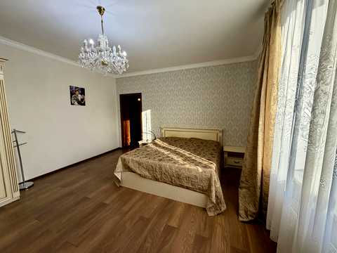 будинок за адресою Центральна, 20
