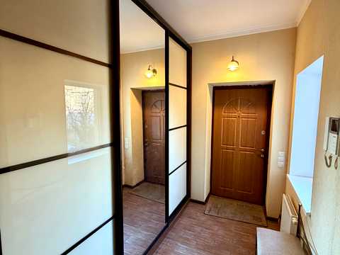 будинок за адресою Центральна, 20