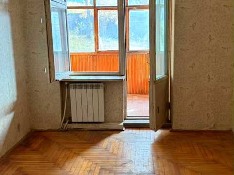 квартира за адресою Срібляста вул., 4