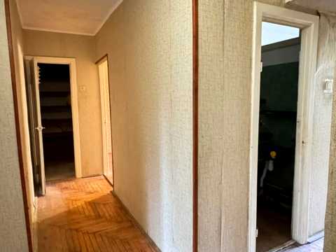 квартира за адресою Срібляста вул., 4