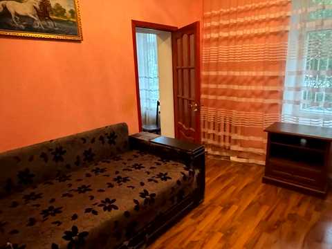 квартира за адресою Єврейська вул. (Бебеля), 9