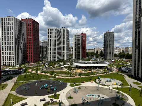 квартира за адресою Олександра Олеся вул., 8/17