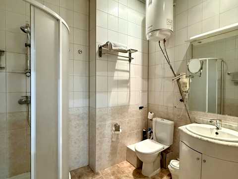 квартира за адресою Бориса Грінченка вул., 4