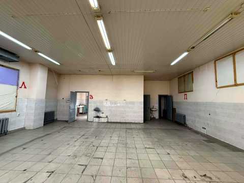 комерційна за адресою Езау, 17б