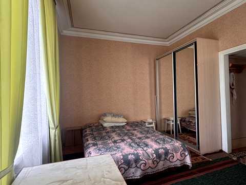 кімната за адресою Будівельників вул., 38/14