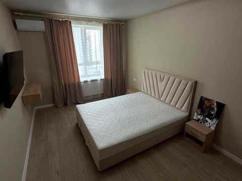 квартира за адресою Співдружності вул., 5