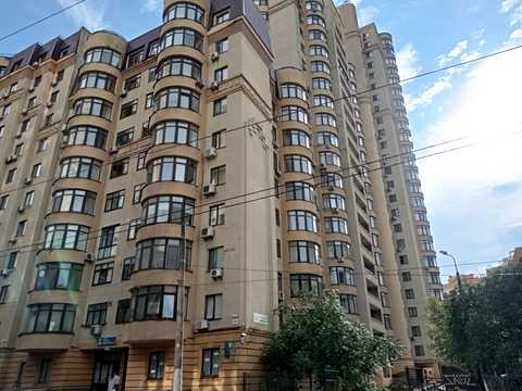 квартира за адресою Київ, Дмитрівська вул., 69