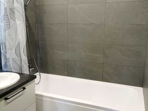 квартира за адресою Дніпровська набережна вул., 18-А
