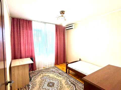 квартира за адресою Зої Гайдай вул., 12/10