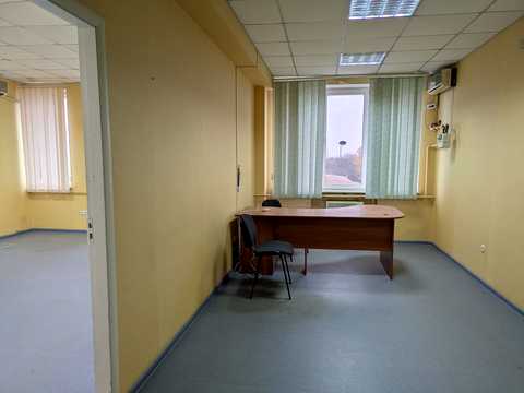 комерційна за адресою Гетьмана Мазепи вул., 29