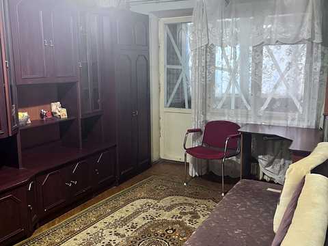 квартира за адресою Князя Володимира Великого просп. (Добровольського), 105