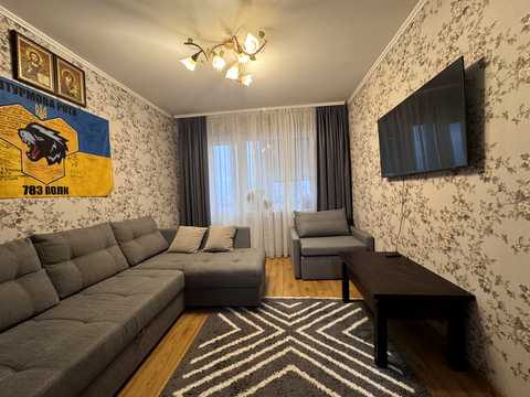 квартира за адресою Кулика і Гудачека вул. (Макарова), 6