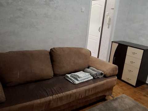 квартира за адресою Богатирська вул., 14