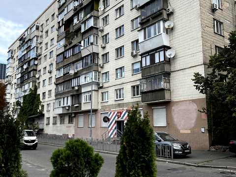 квартира за адресою Казимира Малевича вул. (Боженка), 111