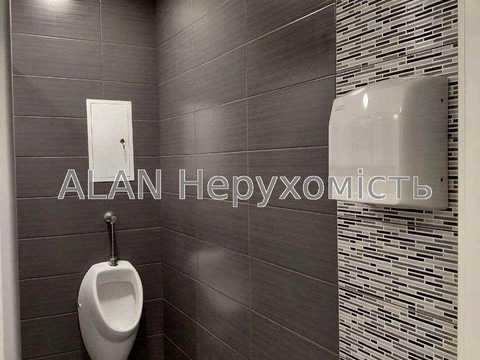 комерційна за адресою Столичне шосе, 103