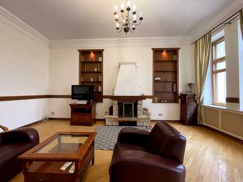 квартира за адресою Стрілецька вул., 28