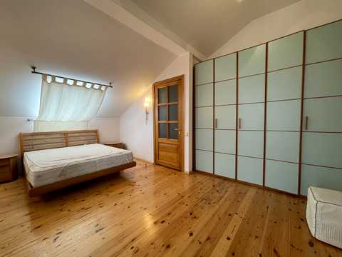 квартира за адресою Стрілецька вул., 28