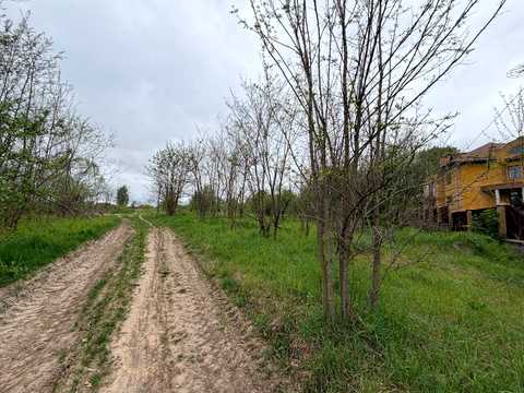 участок по адресу пгт. Гостомель, 