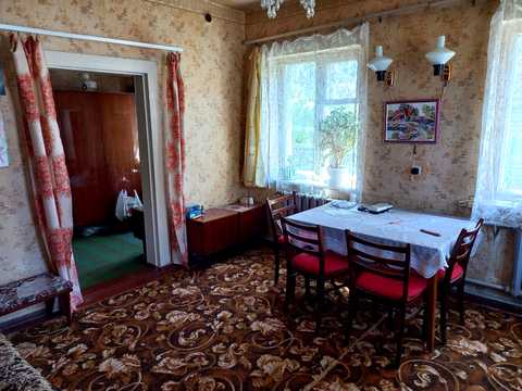 будинок за адресою Захистників України