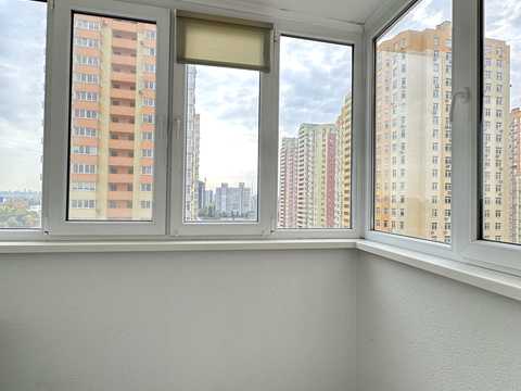 квартира за адресою Сім'ї Кульженків вул. (Петра Дегтяренка), 37