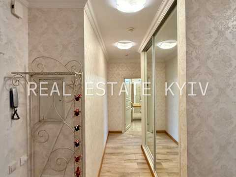 квартира за адресою Голосіївський просп. (40-річчя Жовтня), 60