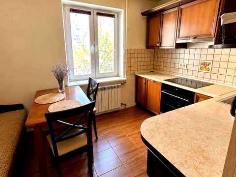 квартира за адресою Олександра Кошиця вул., 10/21