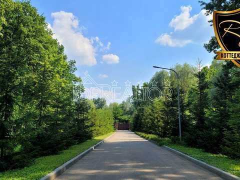 участок по адресу 