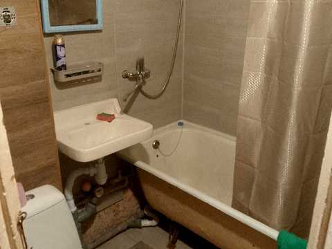 квартира за адресою Уласа Самчука вул., 5
