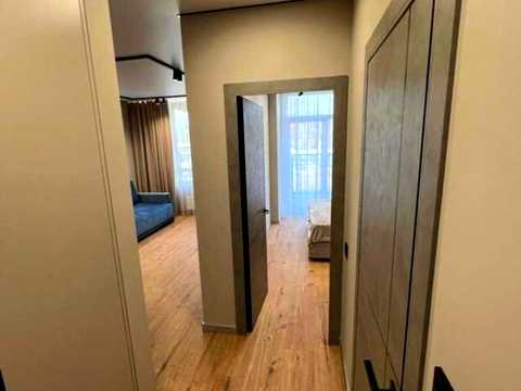 квартира за адресою Київ, Салютна вул., 2к16