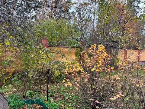 участок по адресу пгт. Ворзель, Чернишевського, 4