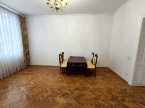 квартира за адресою Пантелеймона Куліша вул., 47