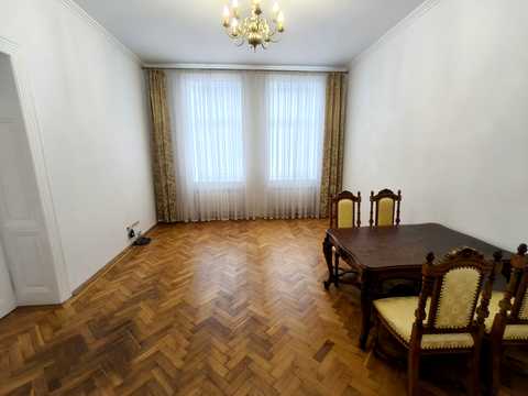 квартира за адресою Пантелеймона Куліша вул., 47