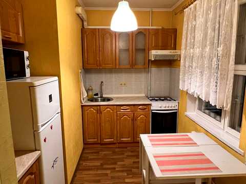 квартира по адресу Миколы Бажана просп., 5-Б