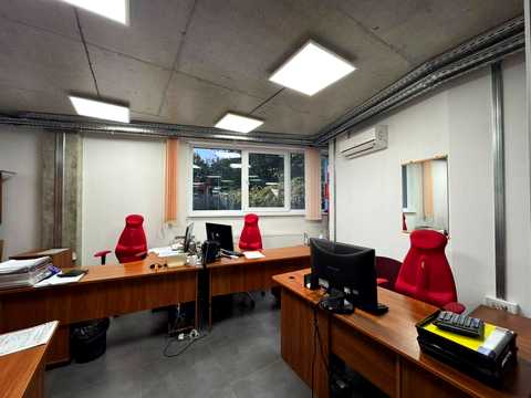 коммерческая по адресу Карла Мікльоша ул., 20