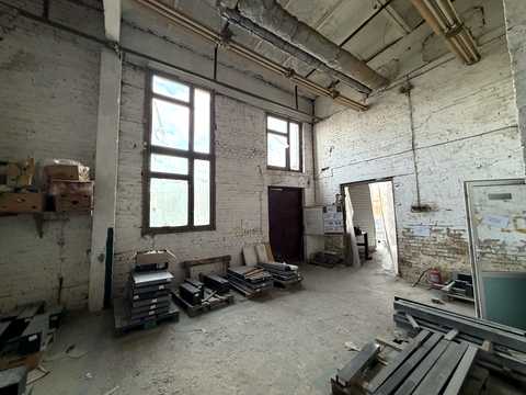 коммерческая по адресу Авиаторов ул., 2
