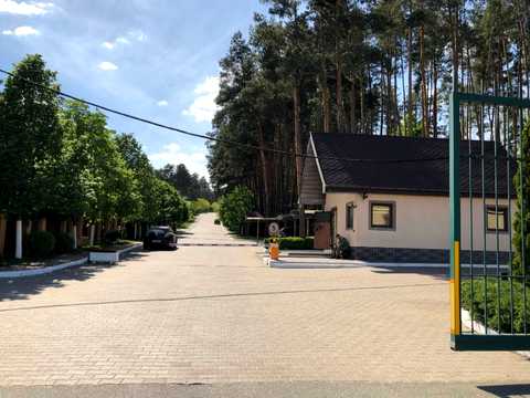 участок по адресу Ирпень,