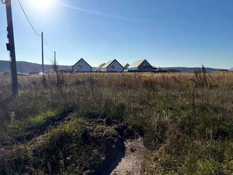 участок по адресу с. Михайловка-Рубежовка,