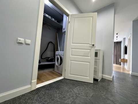 квартира по адресу Драгоманова ул., 2-А