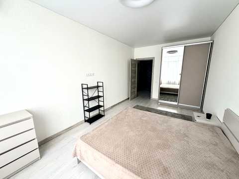 квартира за адресою Київ, Миколи Гулака вул., 4