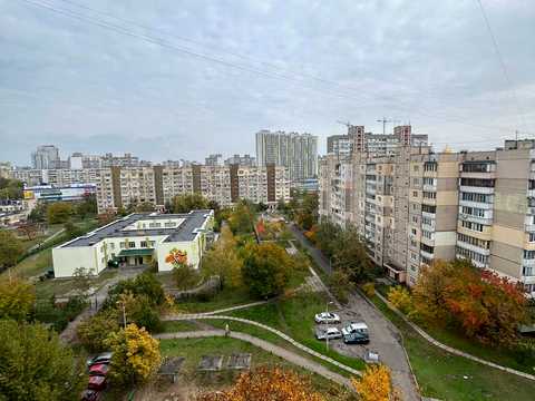 квартира по адресу Ревуцкого ул., 23