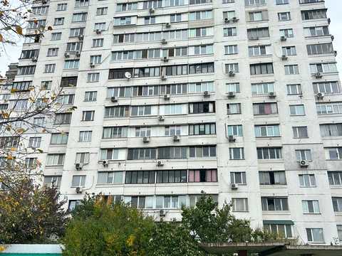 квартира по адресу Ревуцкого ул., 23
