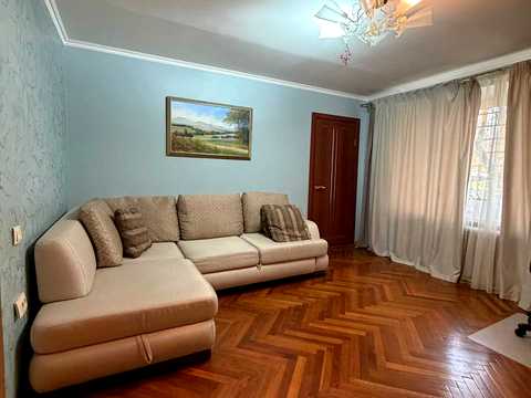 квартира за адресою Родини Крушельницьких вул., 5
