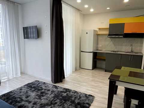 квартира за адресою Салютна вул., 2к4