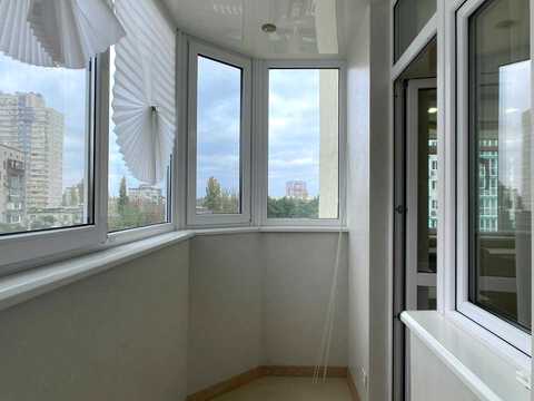 квартира за адресою Воскресенська вул., 16