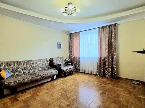 квартира за адресою Михайла Грушевського вул., 15