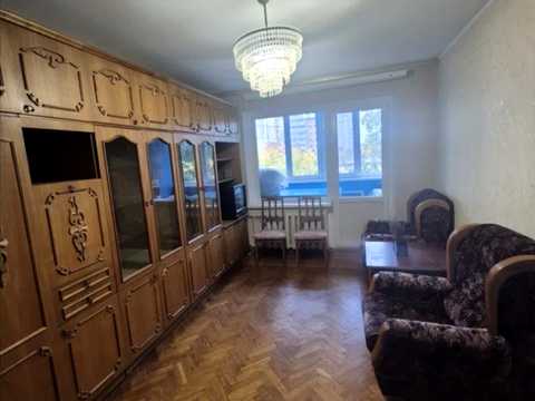 квартира за адресою Київ, Павла Тичини просп., 12-А